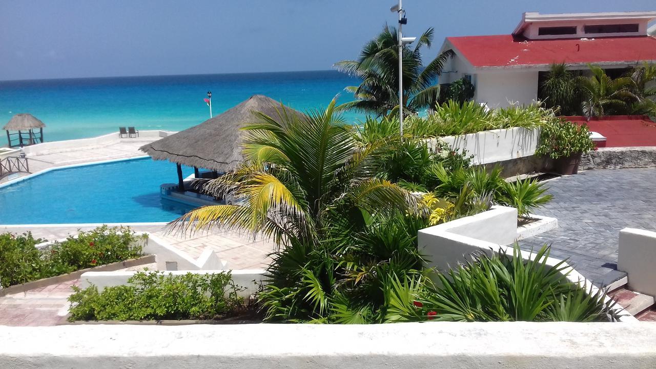 Suites Brisas Cancun Exterior photo